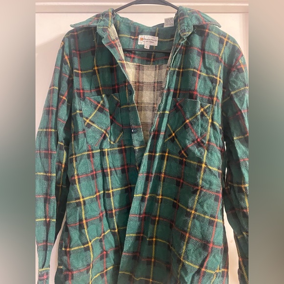 multiple flannels - Picture 3 of 4